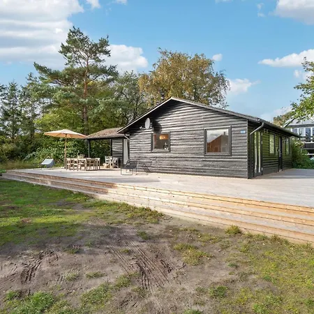 Holiday home Stunning In With Sauna